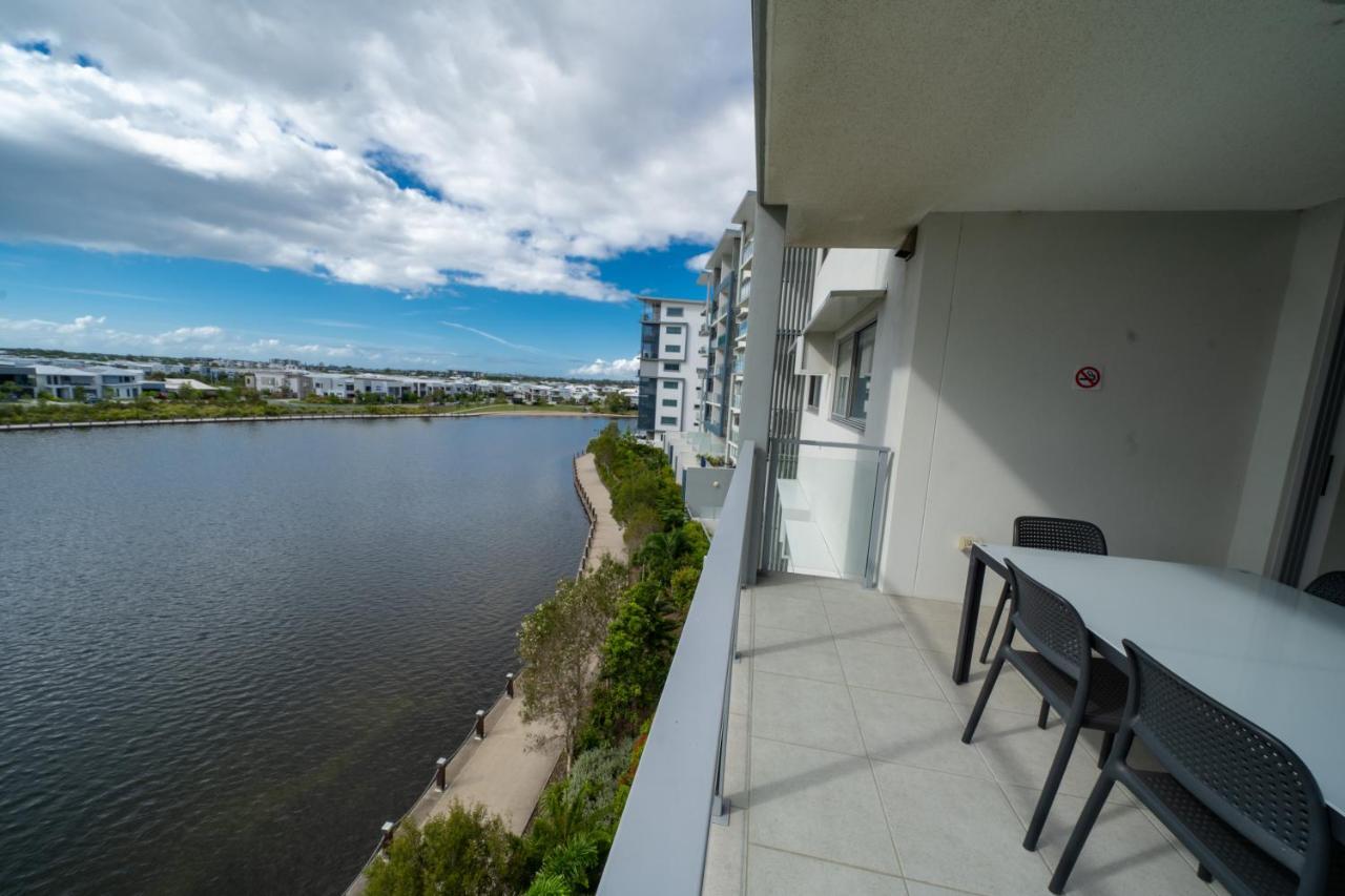 Aparthotel Aquarius Kawana à Kawana Waters Extérieur photo