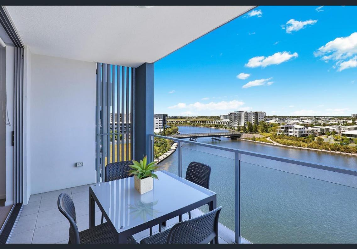 Aparthotel Aquarius Kawana à Kawana Waters Extérieur photo