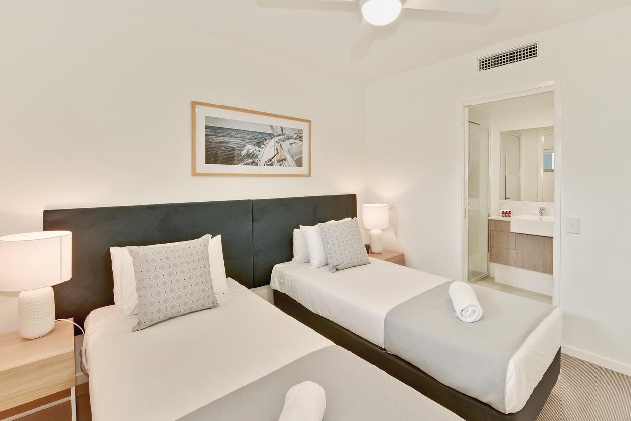 Aparthotel Aquarius Kawana à Kawana Waters Extérieur photo