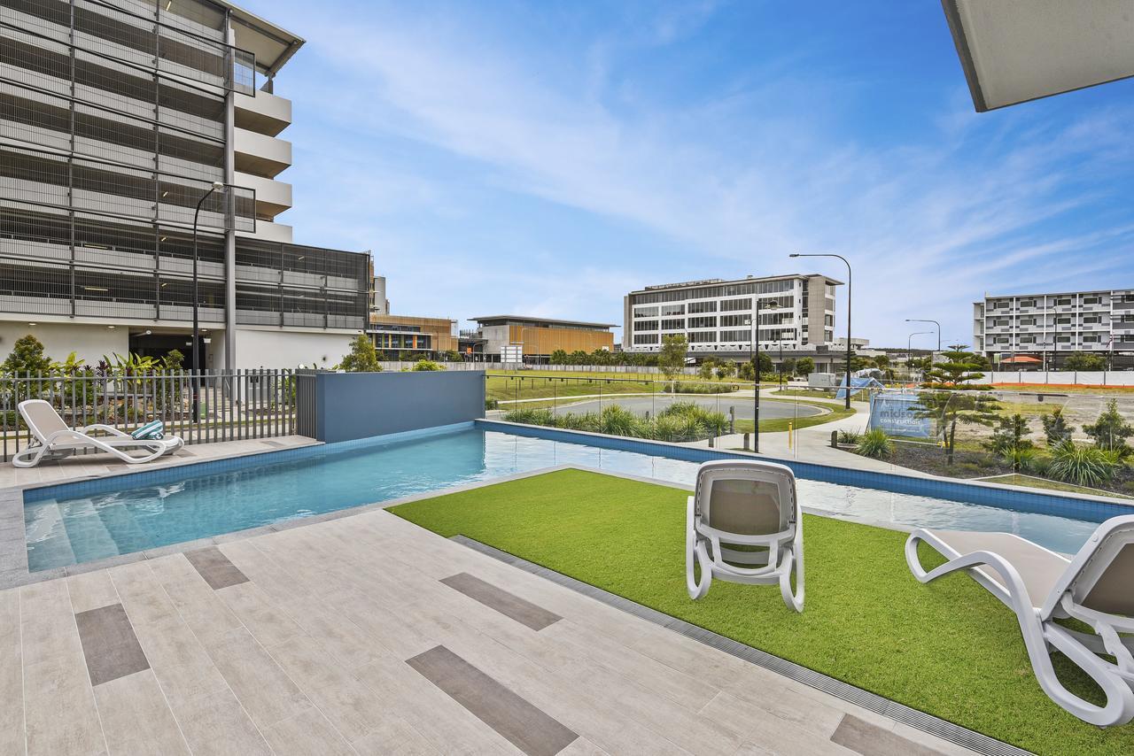 Aparthotel Aquarius Kawana à Kawana Waters Extérieur photo