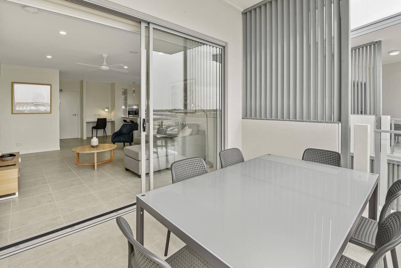 Aparthotel Aquarius Kawana à Kawana Waters Extérieur photo