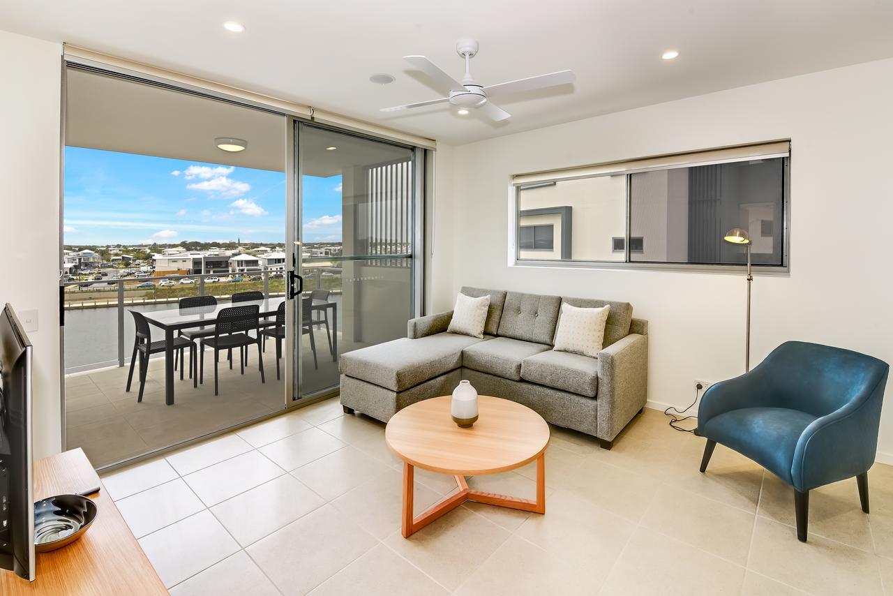 Aparthotel Aquarius Kawana à Kawana Waters Extérieur photo