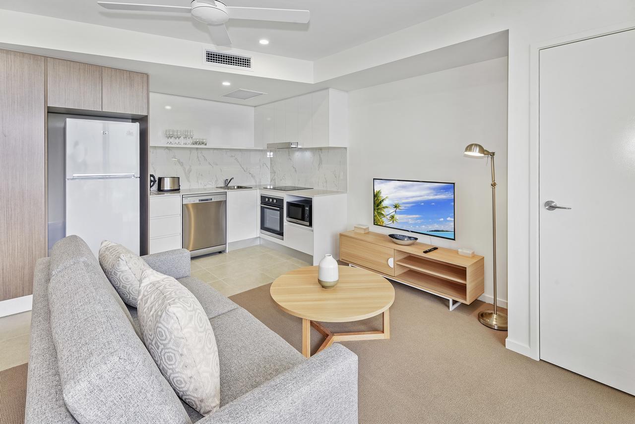 Aparthotel Aquarius Kawana à Kawana Waters Extérieur photo