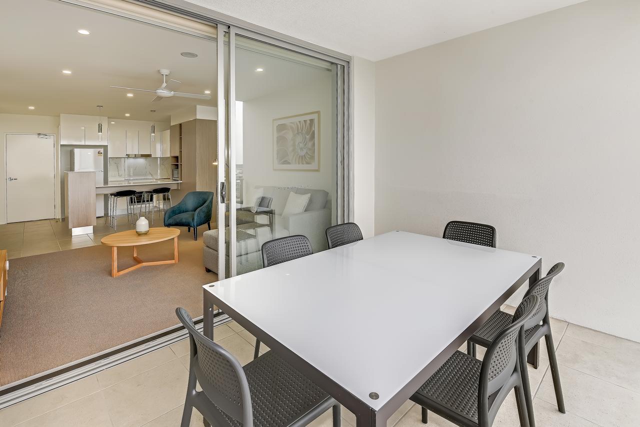 Aparthotel Aquarius Kawana à Kawana Waters Extérieur photo